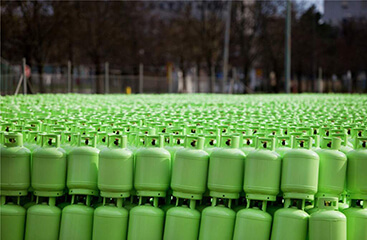 Bouteille de gaz superposées